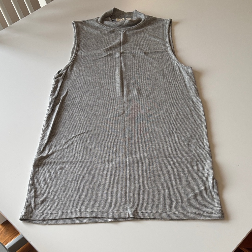 GAP Heather Gray Tank Top